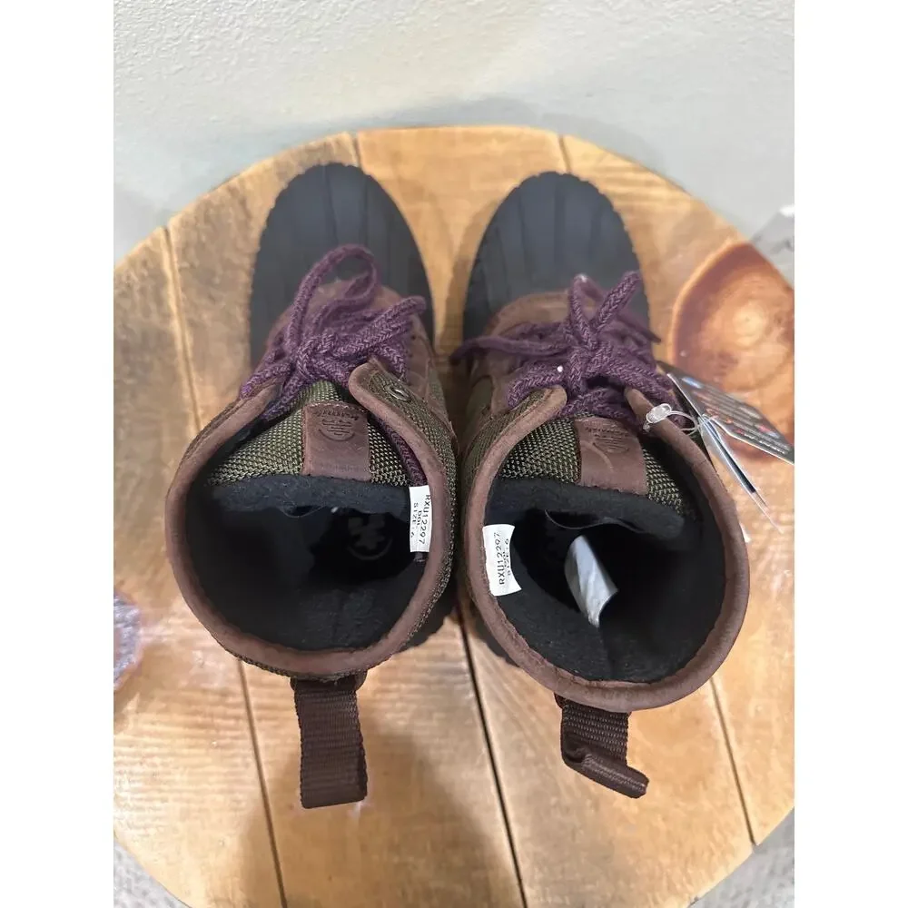 Womens Kamik  Sienna Mid Series size 6 new winter boots